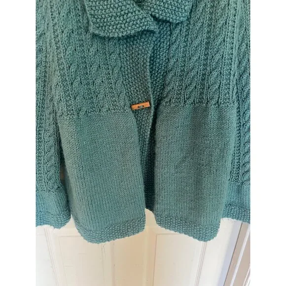 Handmade Blue Cable Knit Bell Sleeve Cardigan Sweater Size Medium - Picture 3 of 10